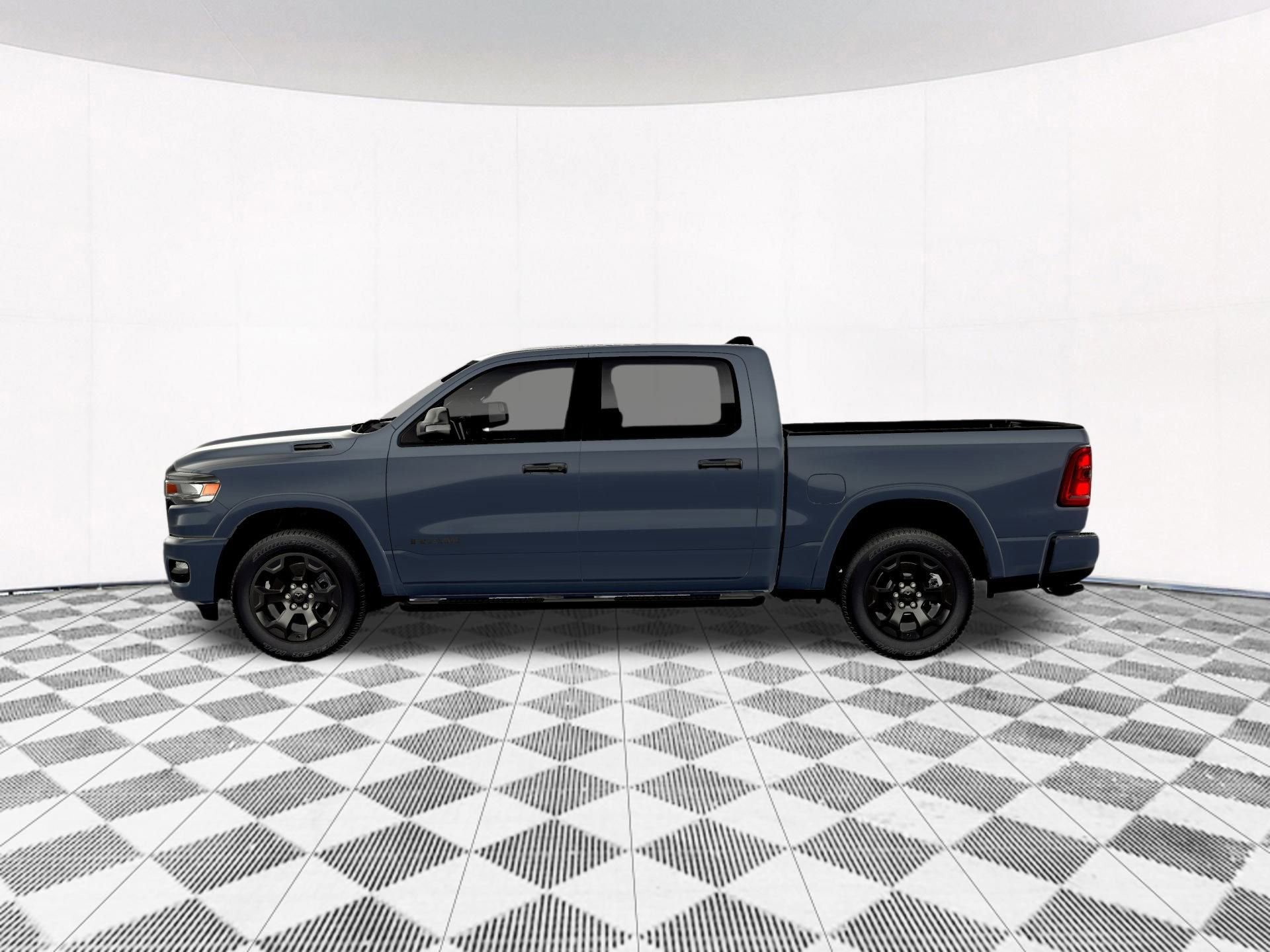 New 2026 RAM 1500 4x4 Crew Cab image 4