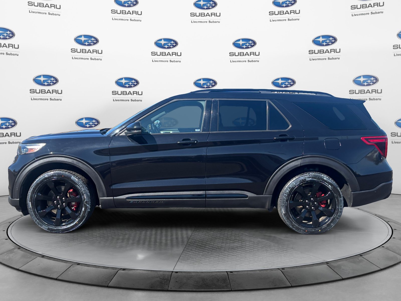 Used 2020 Ford Explorer ST w/ ST Street Pack AWD/4WD image 3