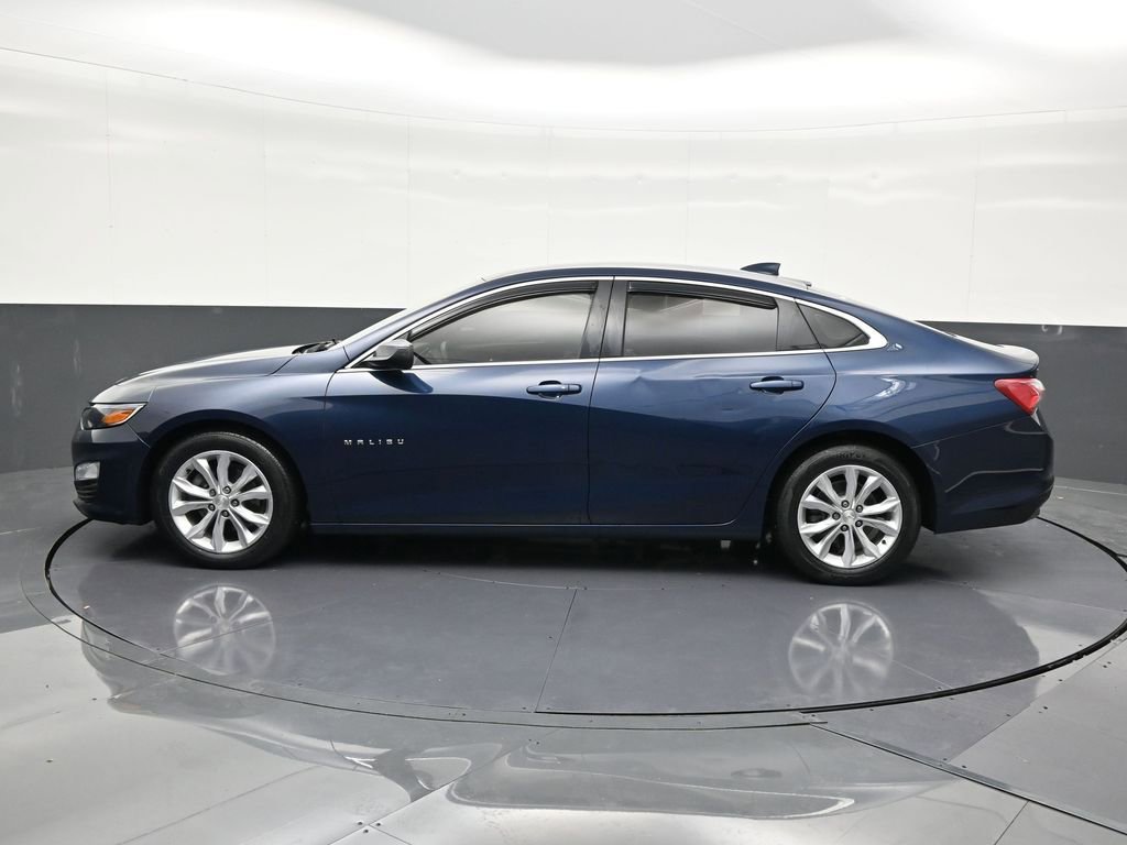 Used 2019 Chevrolet Malibu LT image 2