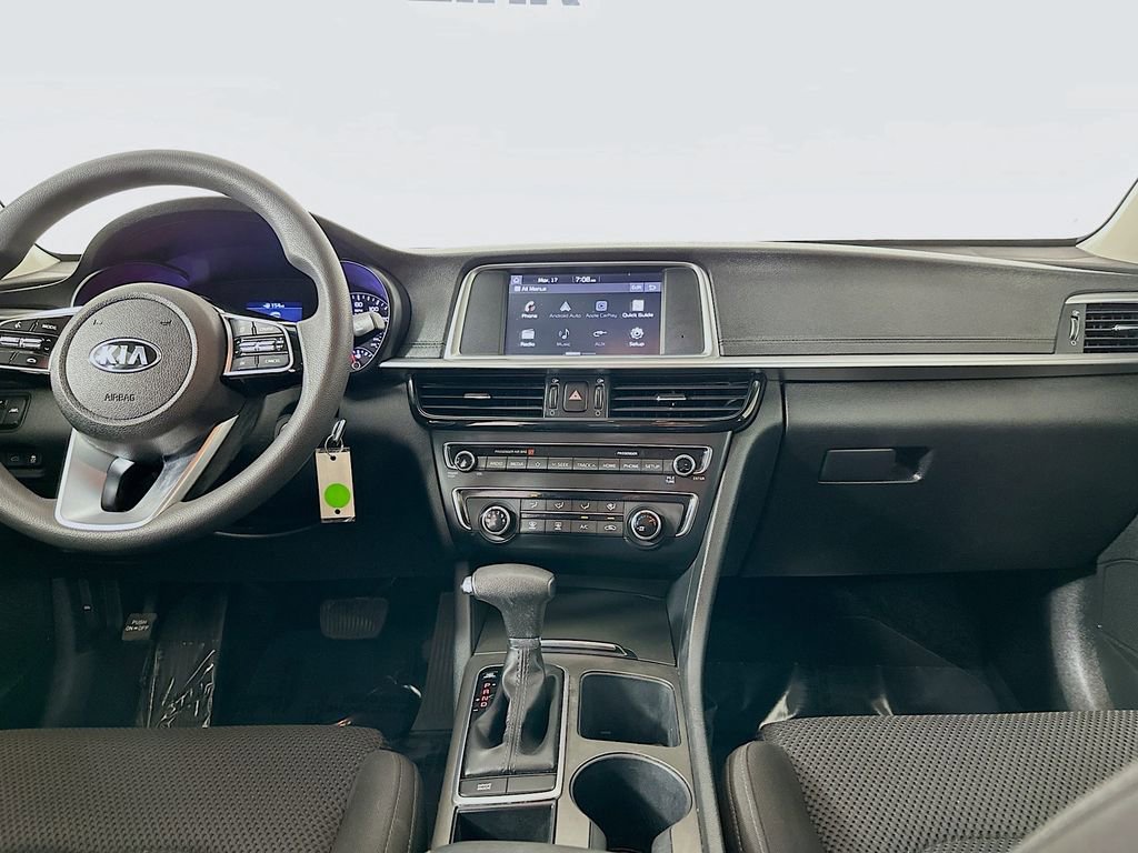 Used 2020 Kia Optima LX image 25