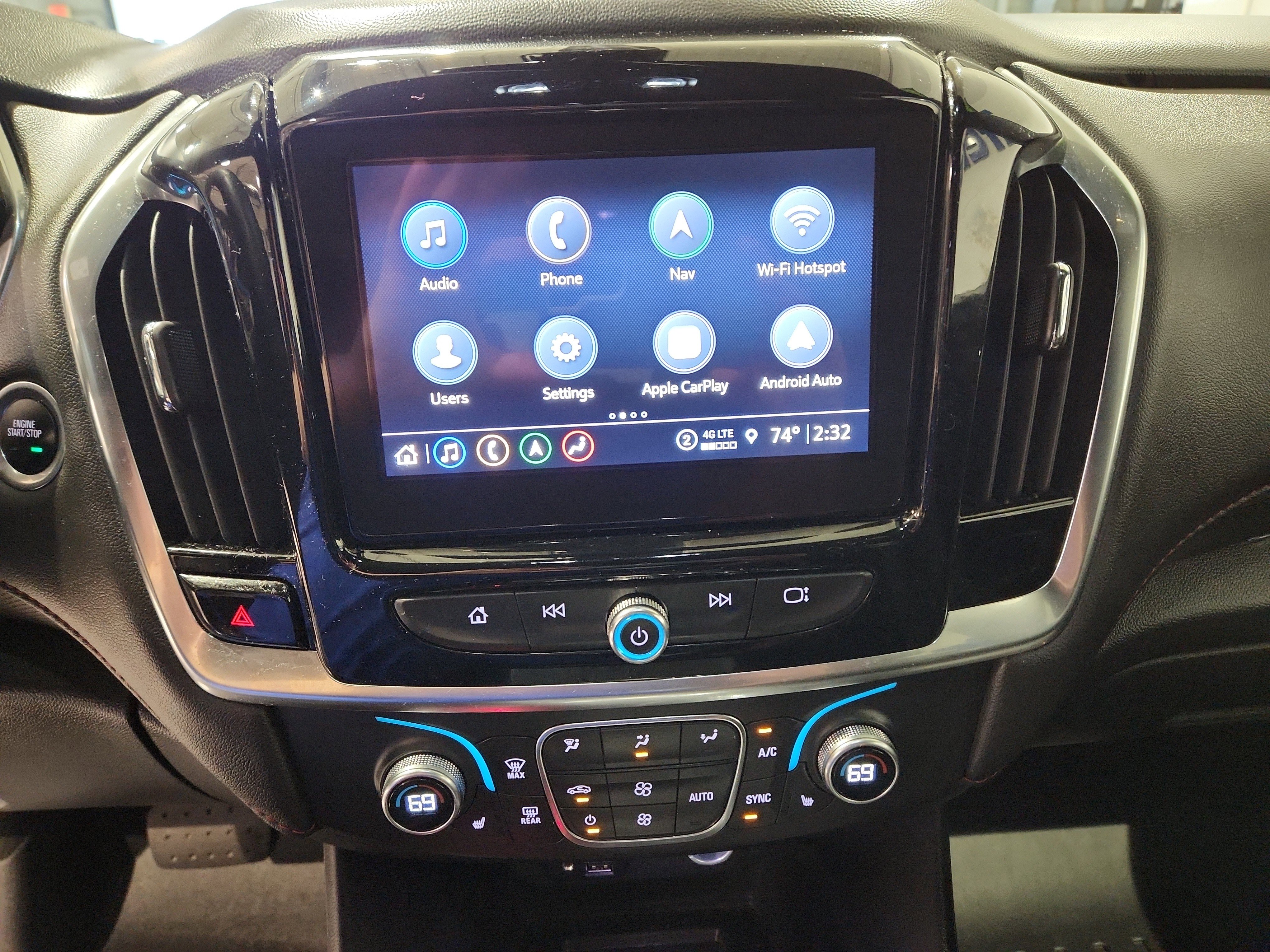 Certified 2023 Chevrolet Traverse RS image 8