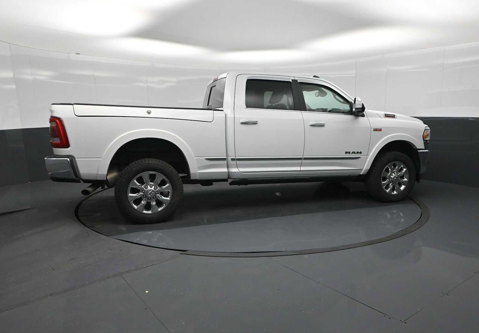 Used 2020 RAM 2500 Limited AWD/4WD image 9