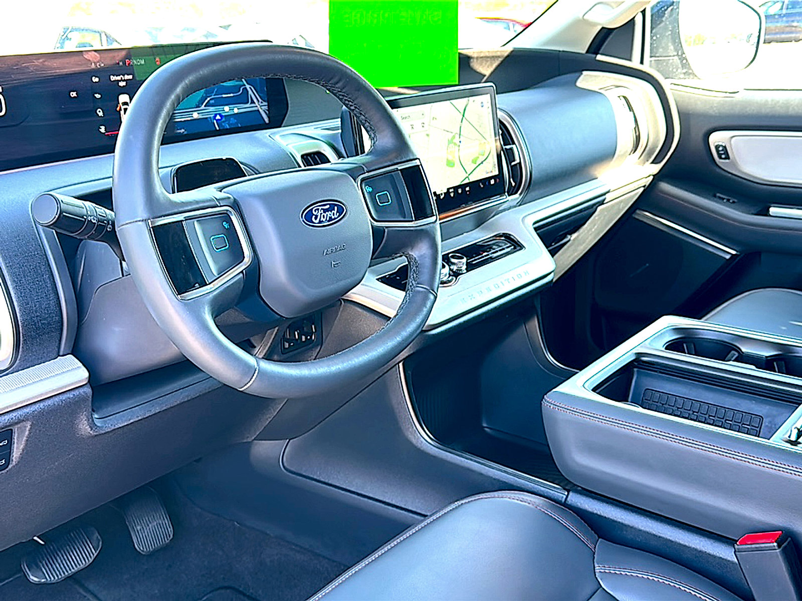 Used 2025 Ford Expedition Active AWD/4WD image 12