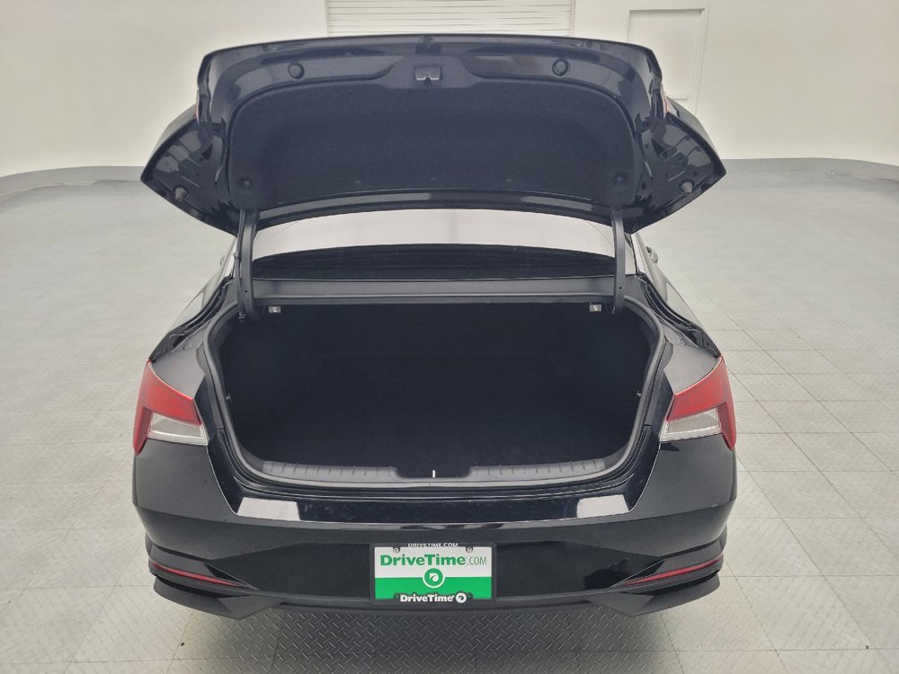 Used 2023 Hyundai Elantra SEL w/ Convenience Package image 29