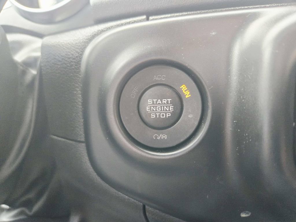 Used 2023 Jeep Wrangler Unlimited Sahara w/ Cold Weather Group AWD/4WD image 39