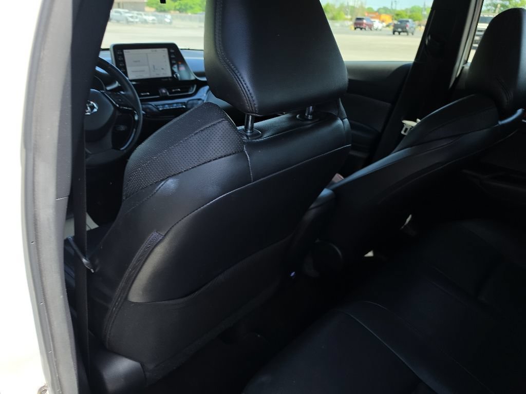 Used 2021 Toyota C-HR Limited FWD image 26