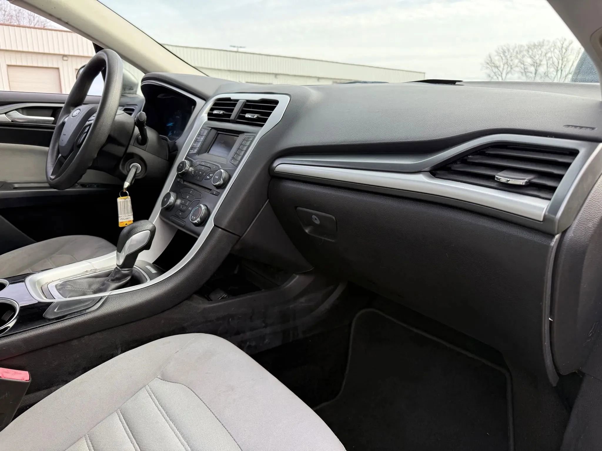 Used 2014 Ford Fusion S image 19