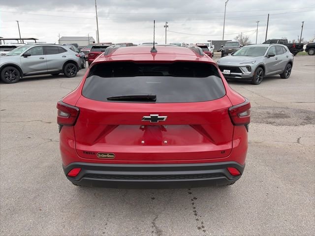 New 2026 Chevrolet Trax LT w/ Midnight Edition image 5