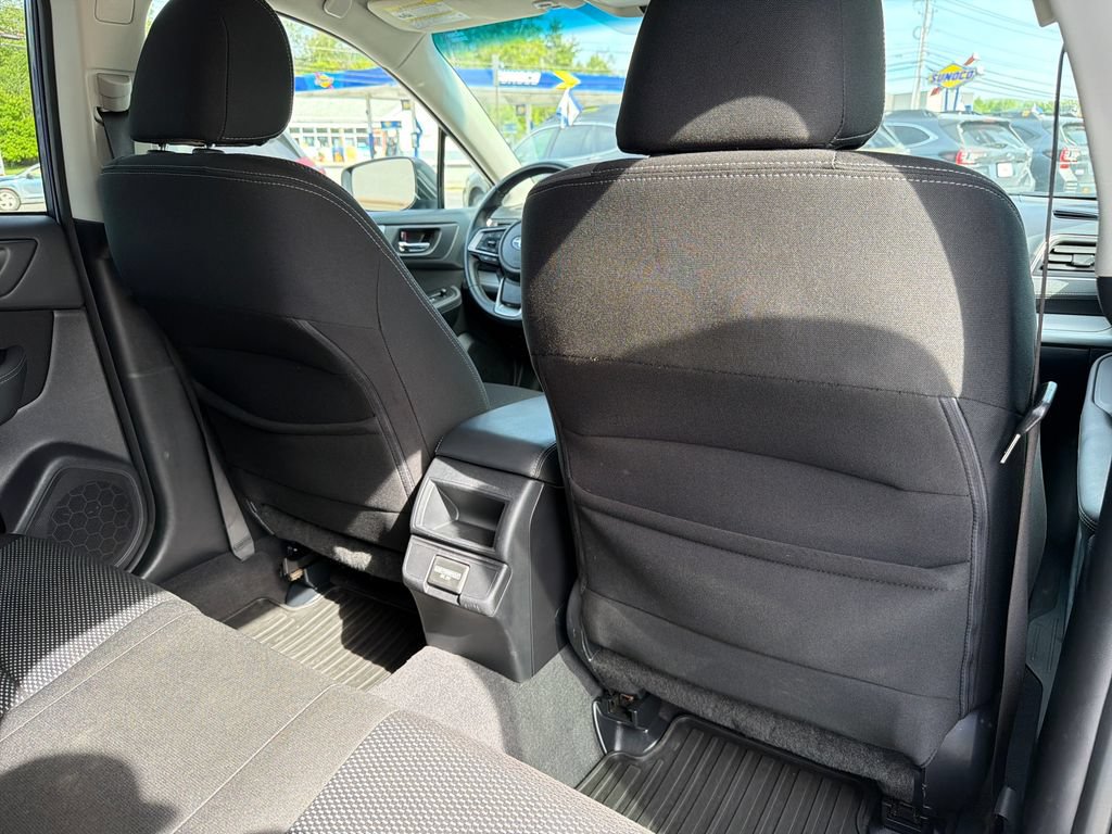 Used 2018 Subaru Outback 2.5i Premium AWD/4WD image 32