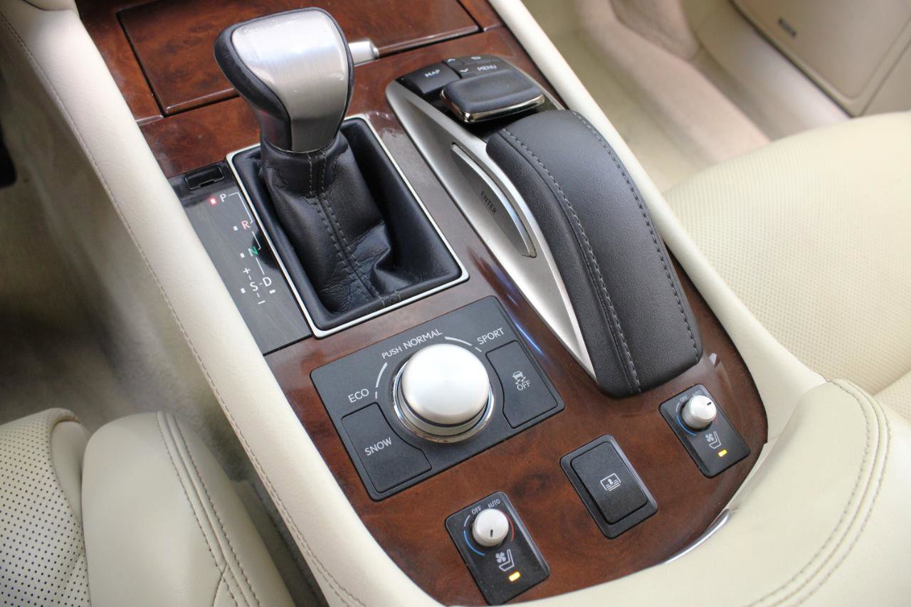 Used 2016 Lexus LS 460 w/ Comfort Package image 66