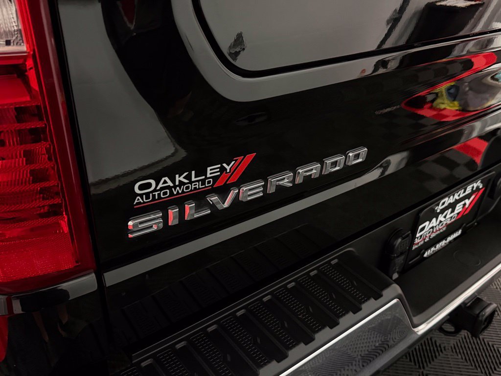 Used 2024 Chevrolet Silverado 1500 LT AWD/4WD image 15