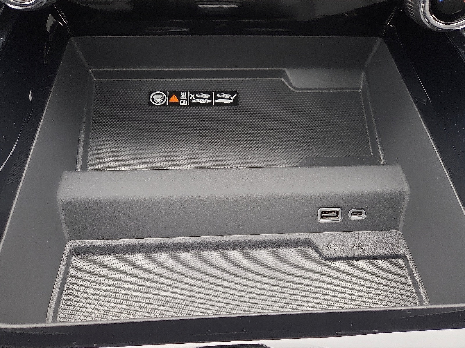New 2026 Chevrolet Tahoe High Country w/ Sun And Tow Package AWD/4WD image 19