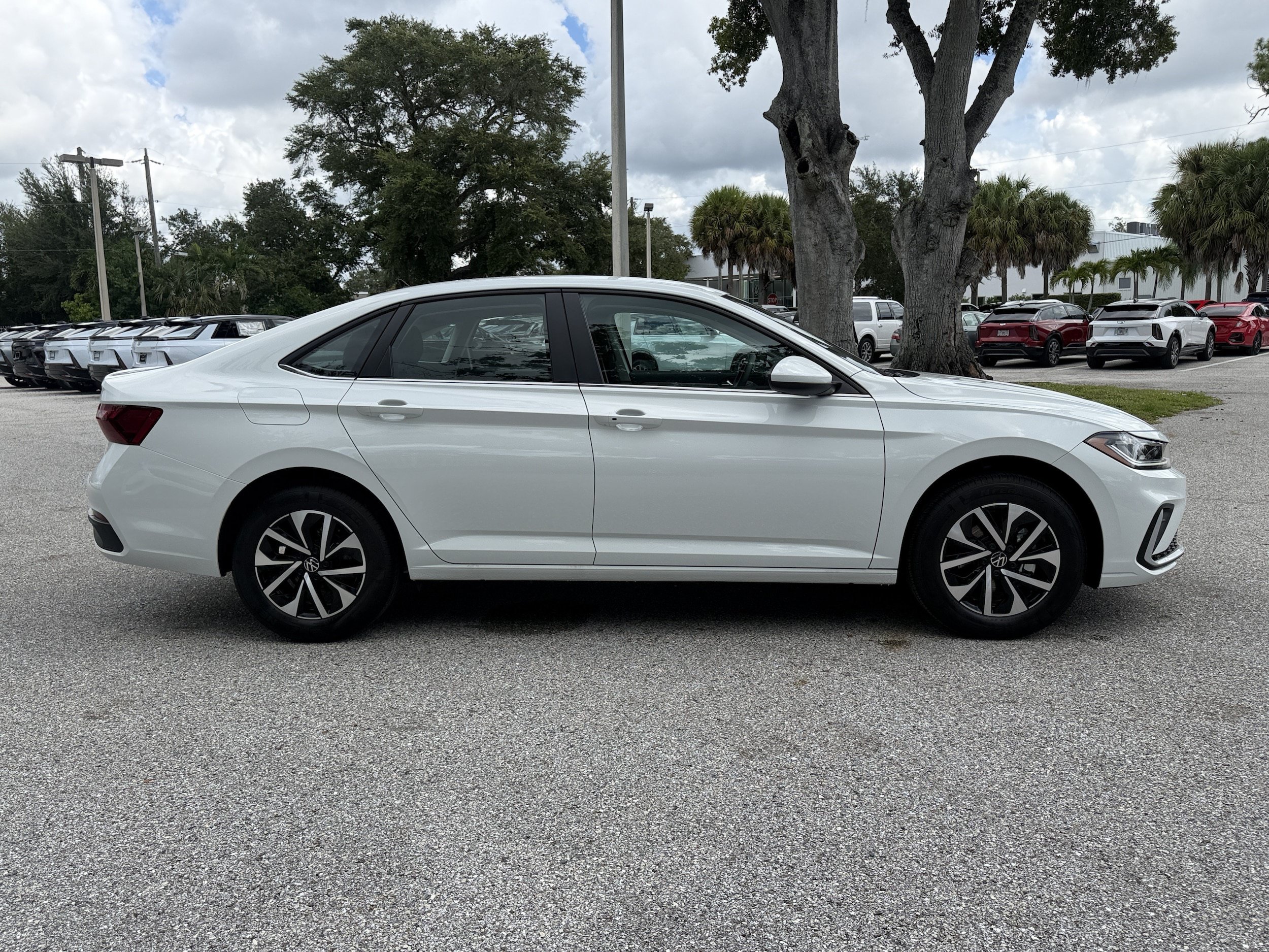 New 2027 Volkswagen Jetta S FWD image 8