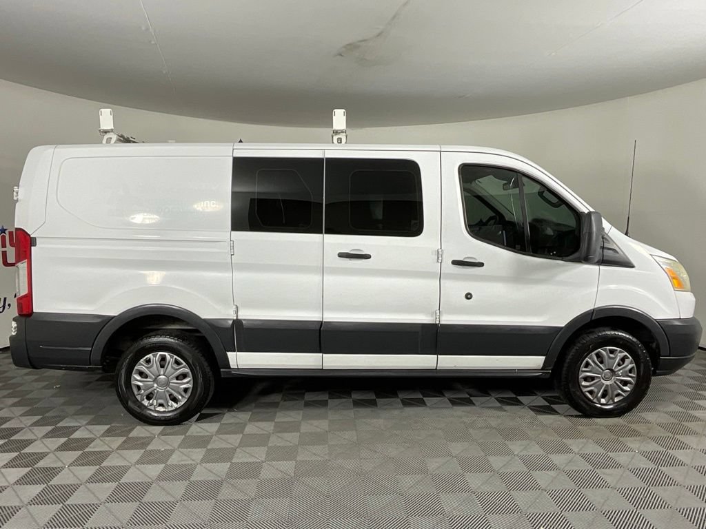 Used 2015 Ford Transit 250 130 Low Roof w/ Exterior Upgrade Package RWD image 2