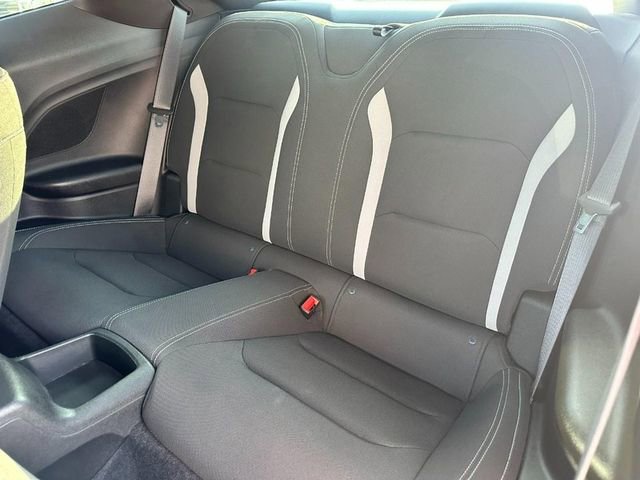 Used 2021 Chevrolet Camaro LT w/ RS Package image 10