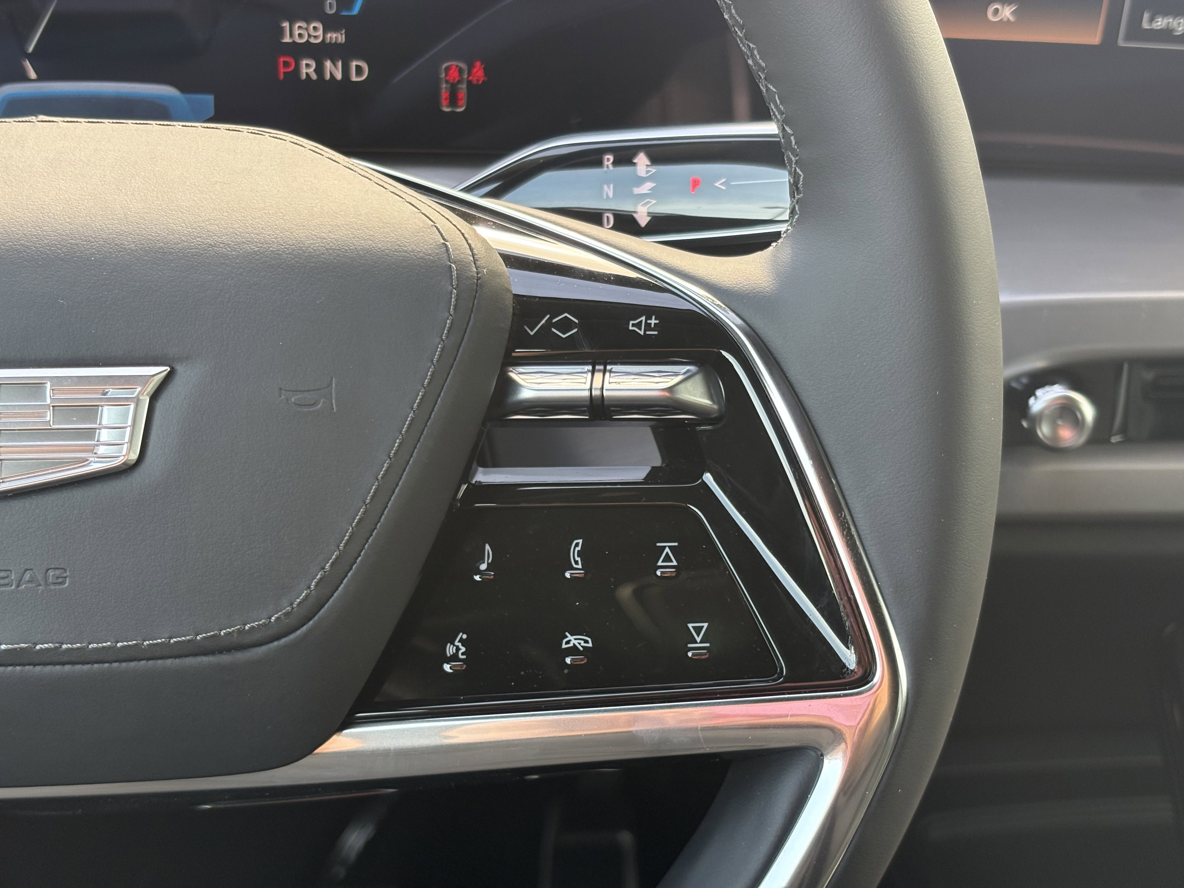 New 2026 Cadillac Vistiq Platinum image 21