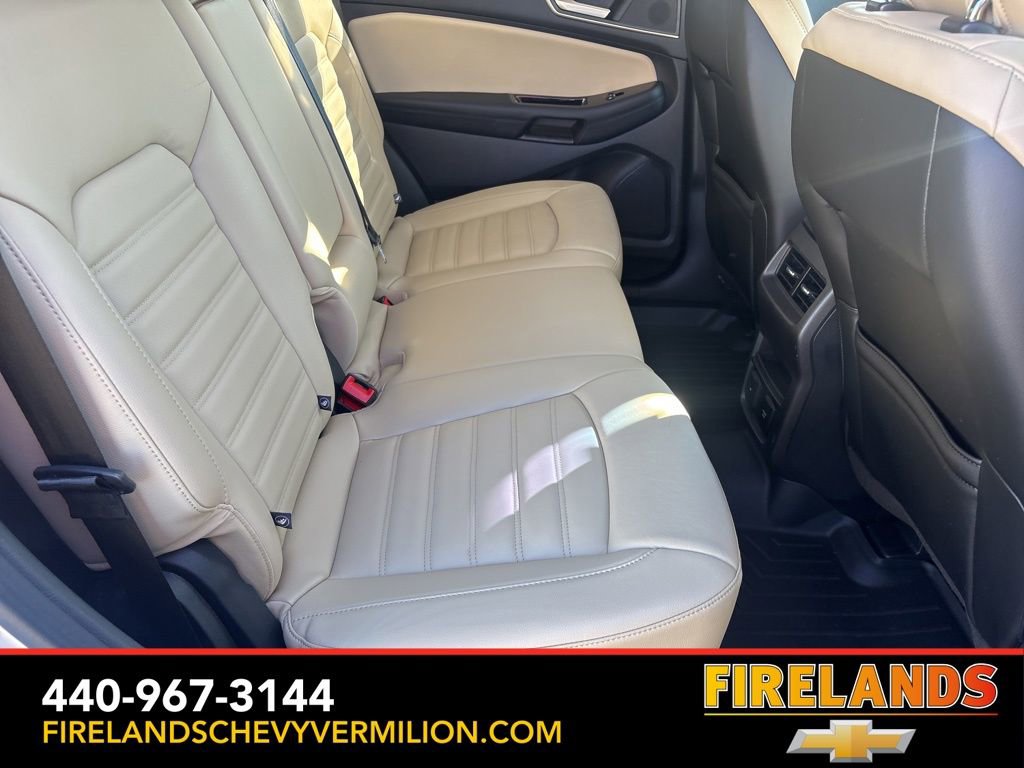 Used 2018 Ford Edge SEL w/ Equipment Group 201A image 31