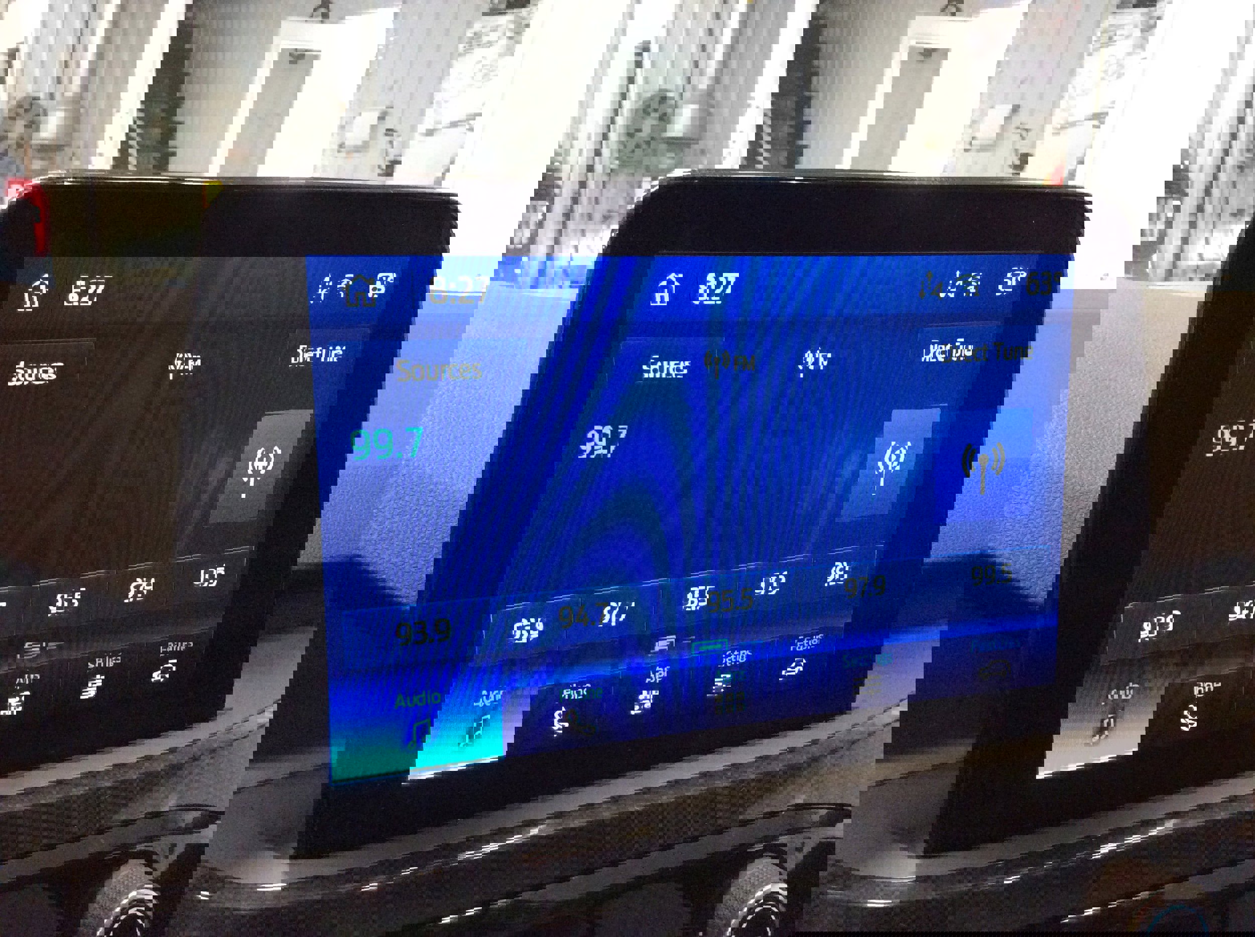 Used 2023 Ford Escape ST-Line Select image 26