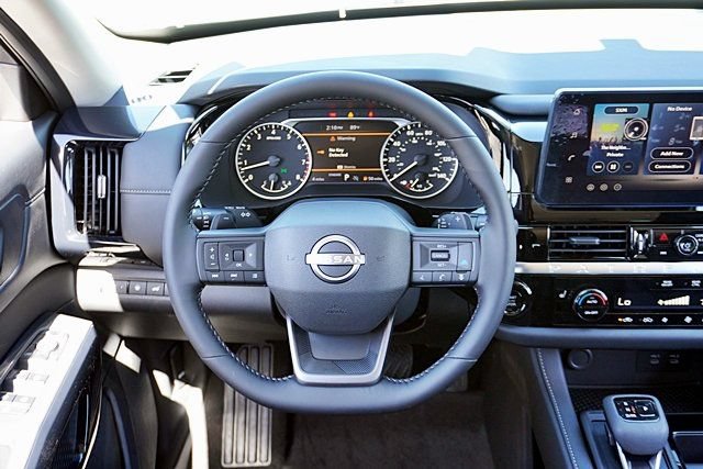 New 2026 Nissan Pathfinder SV FWD image 31