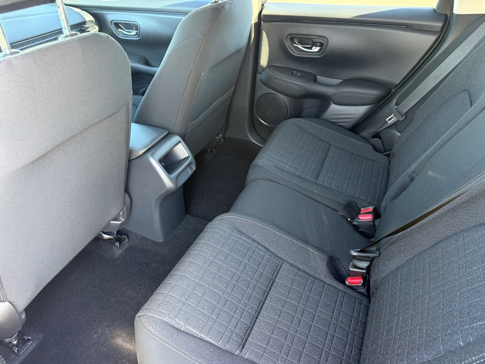 New 2026 Honda HR-V LX image 18