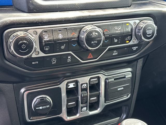 Certified 2022 Jeep Wrangler Unlimited Sport w/ Sun And Sound Package AWD/4WD image 22