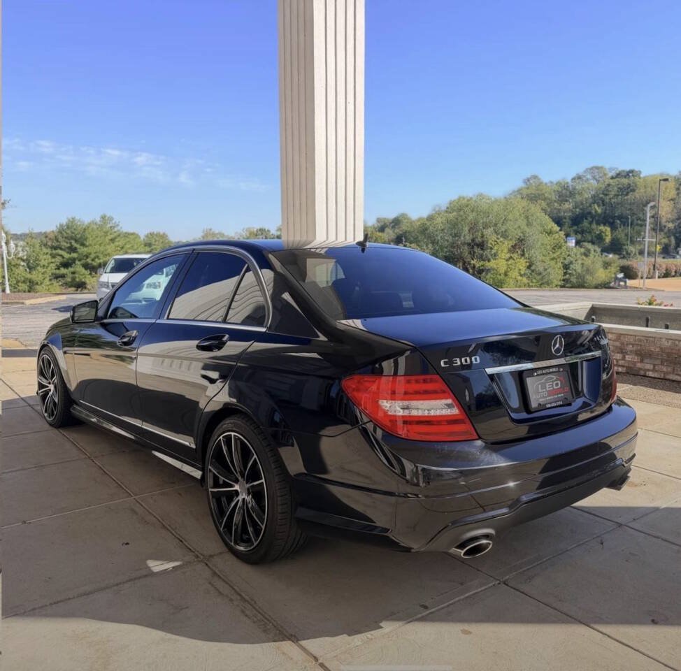 Used 2013 Mercedes-Benz C 300 4MATIC Sedan image 4