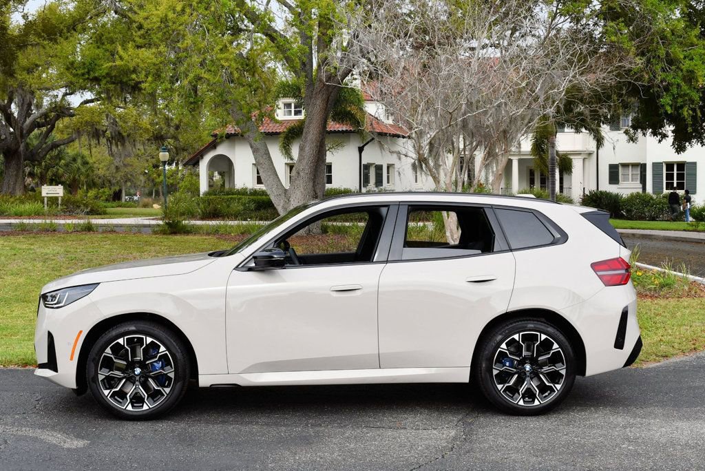 Used 2025 BMW X3 M50 w/ Premium Package image 27