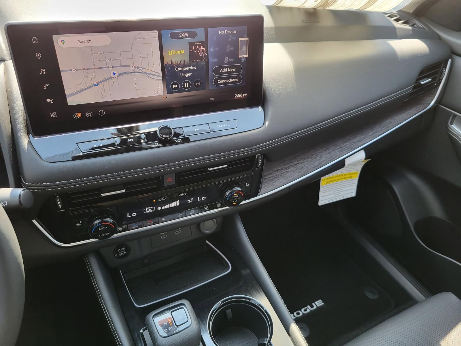New 2026 Nissan Rogue Platinum image 3