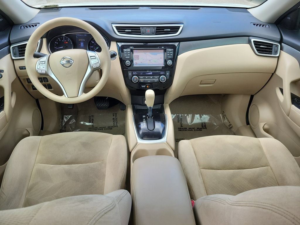 Used 2015 Nissan Rogue SV w/ SV Premium Package FWD image 14