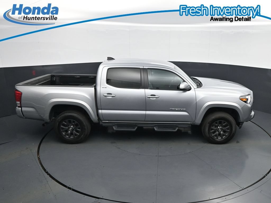 Used 2023 Toyota Tacoma SR5 w/ Technology Package AWD/4WD image 28
