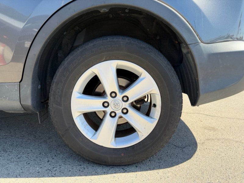 Used 2014 Toyota RAV4 XLE FWD image 8