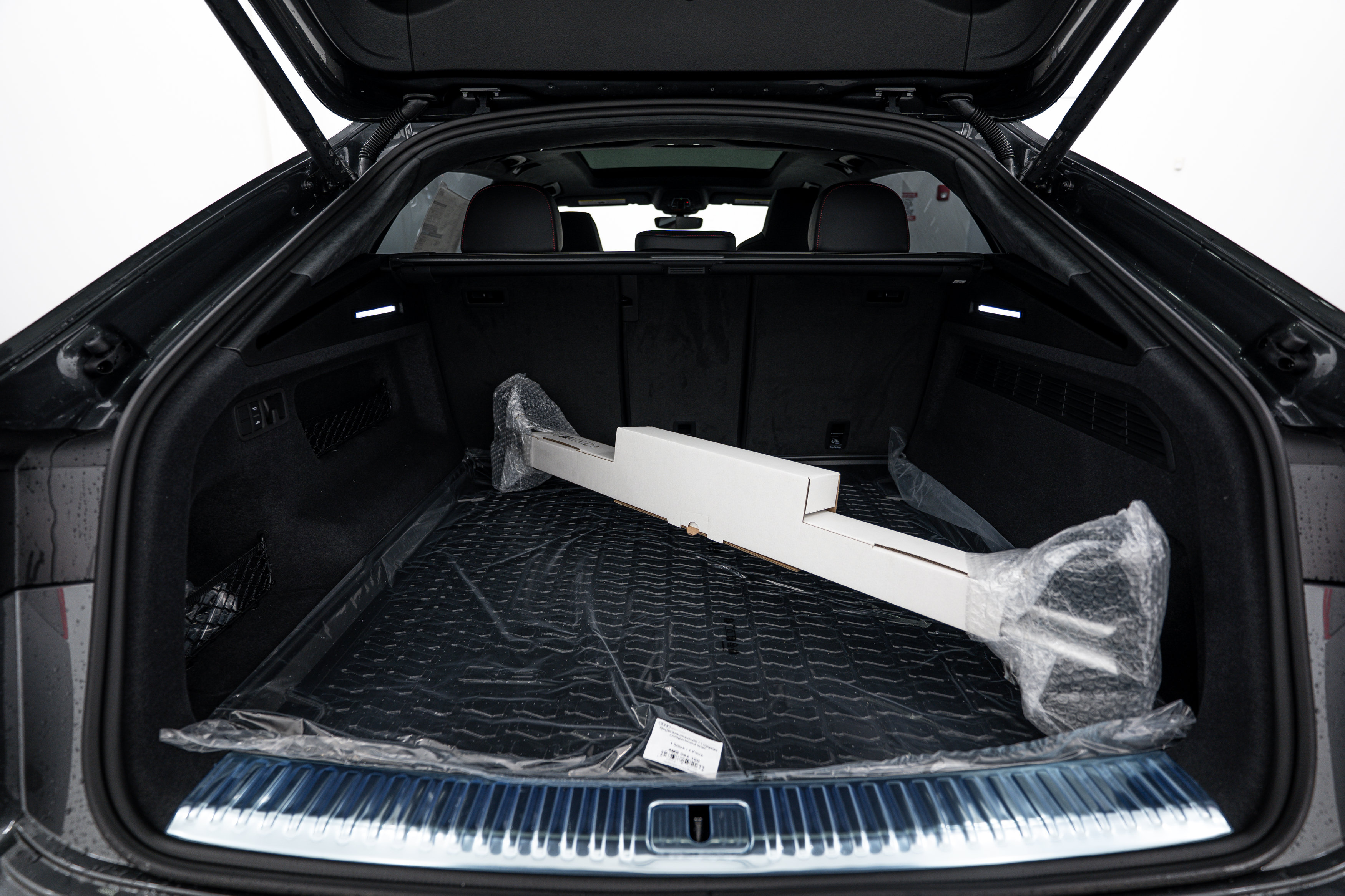 New 2026 Audi RS Q8 performance AWD/4WD image 22