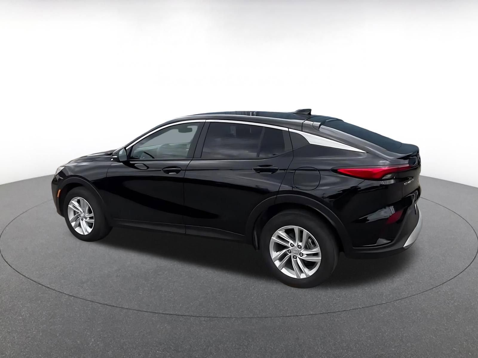 Used 2025 Buick Envista Preferred FWD image 10