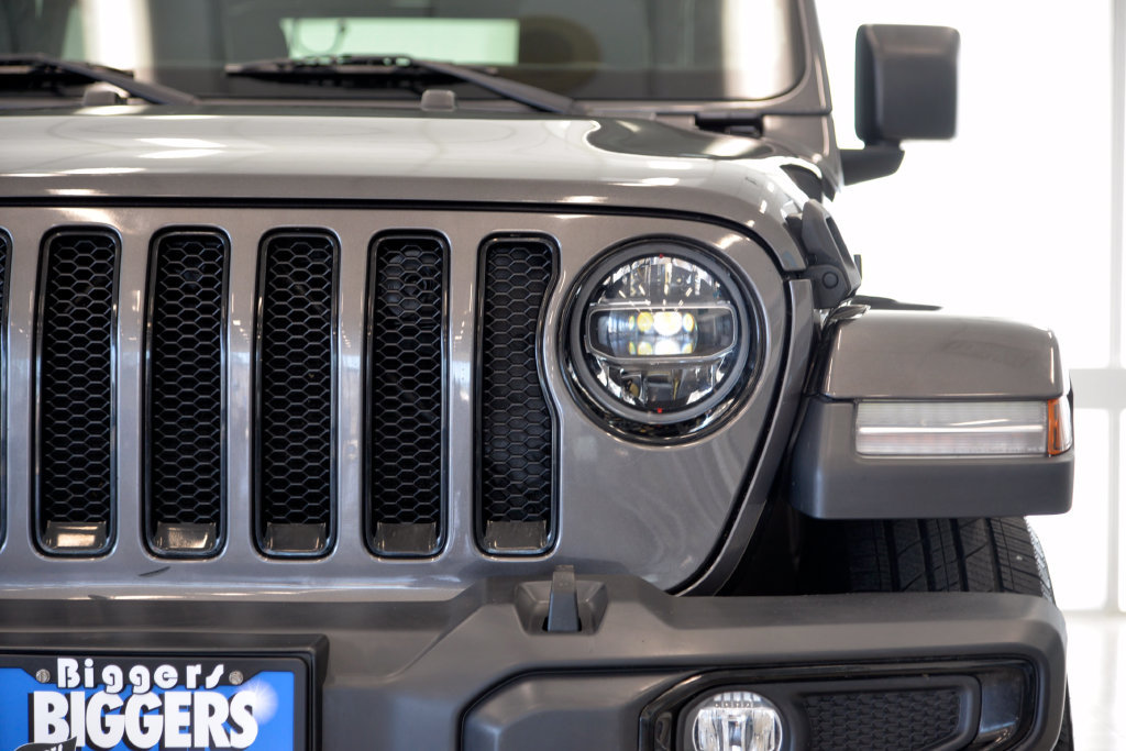 Used 2019 Jeep Wrangler Unlimited Sahara AWD/4WD image 11