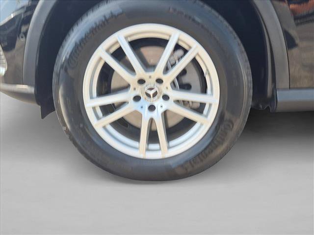 Used 2023 Mercedes-Benz GLC 300 4MATIC image 25