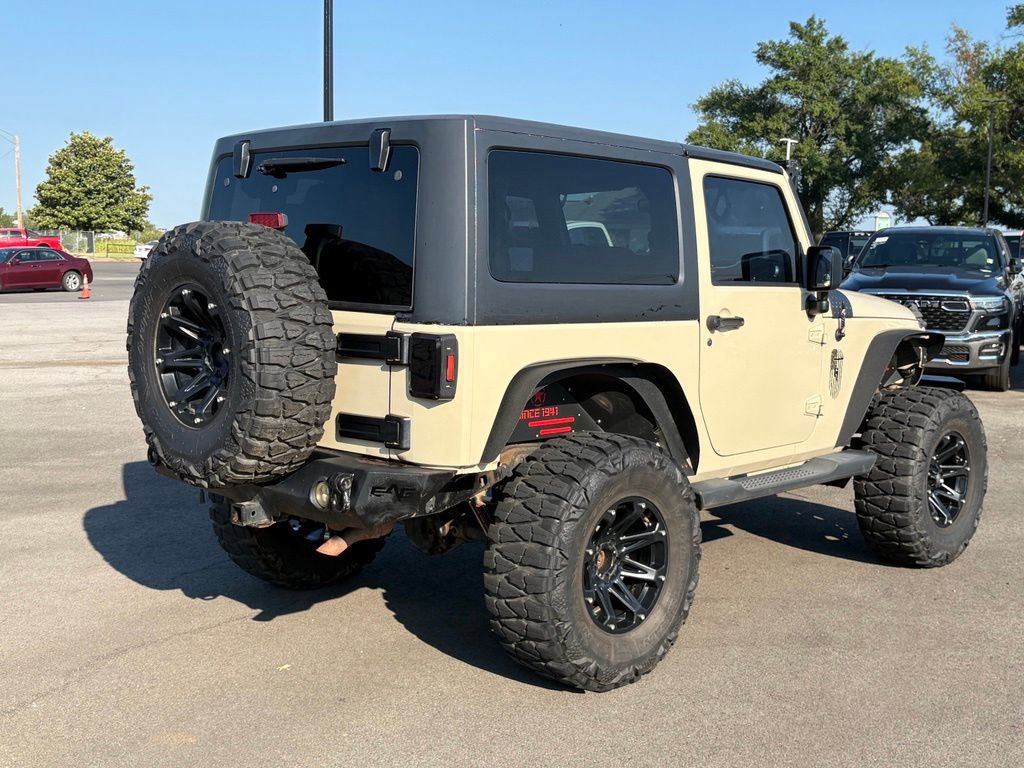 Used 2011 Jeep Wrangler Sahara w/ Connectivity Group AWD/4WD image 8