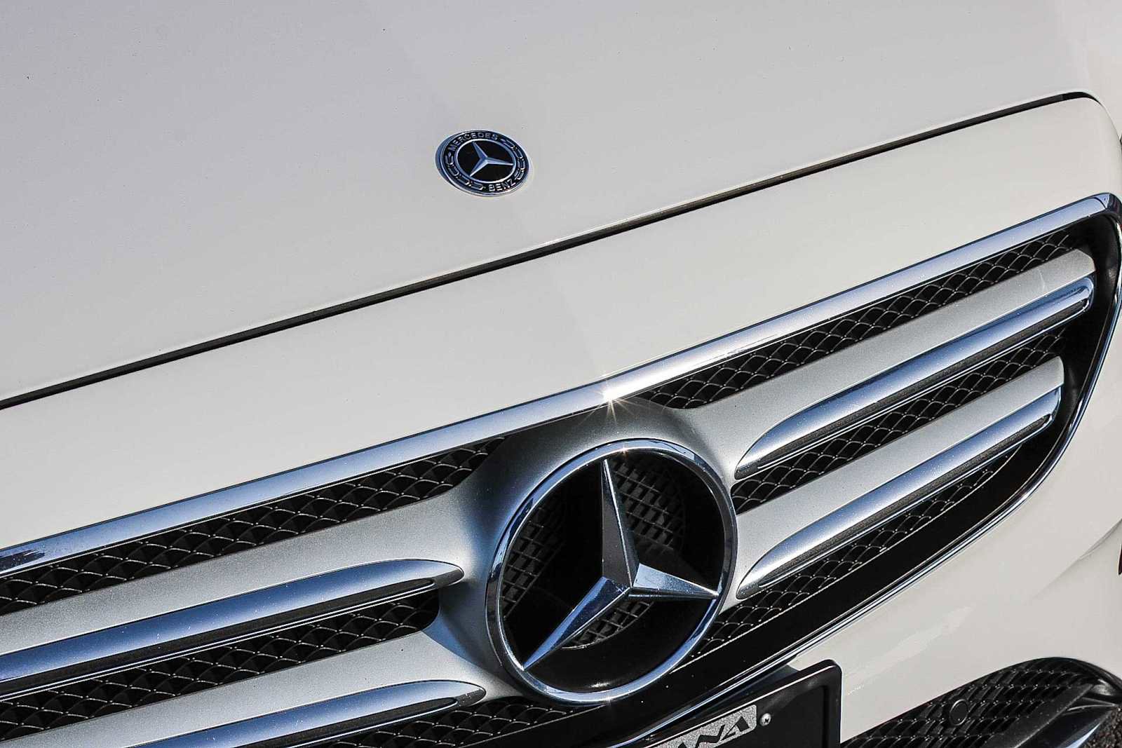 Used 2020 Mercedes-Benz E 350 Sedan image 5