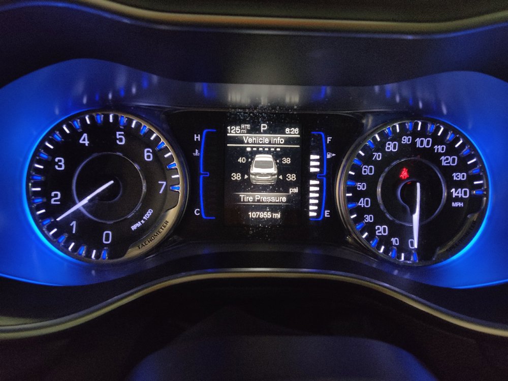 Used 2016 Chrysler 200 Limited FWD image 23