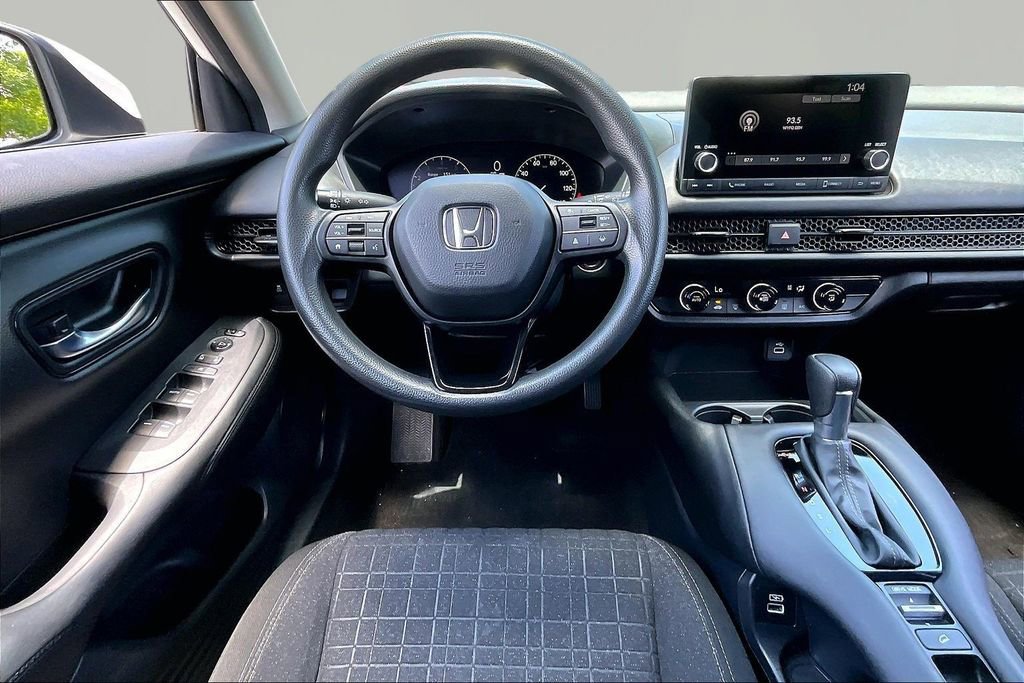 Used 2023 Honda HR-V LX image 9