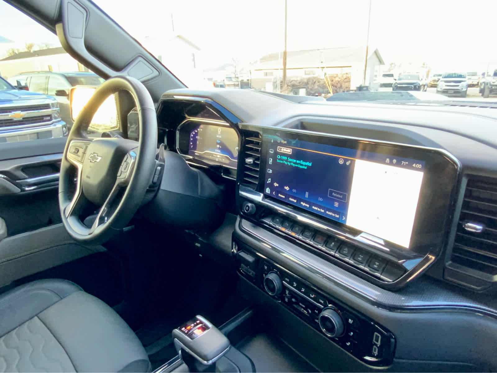 Certified 2025 Chevrolet Silverado 1500 ZR2 image 46