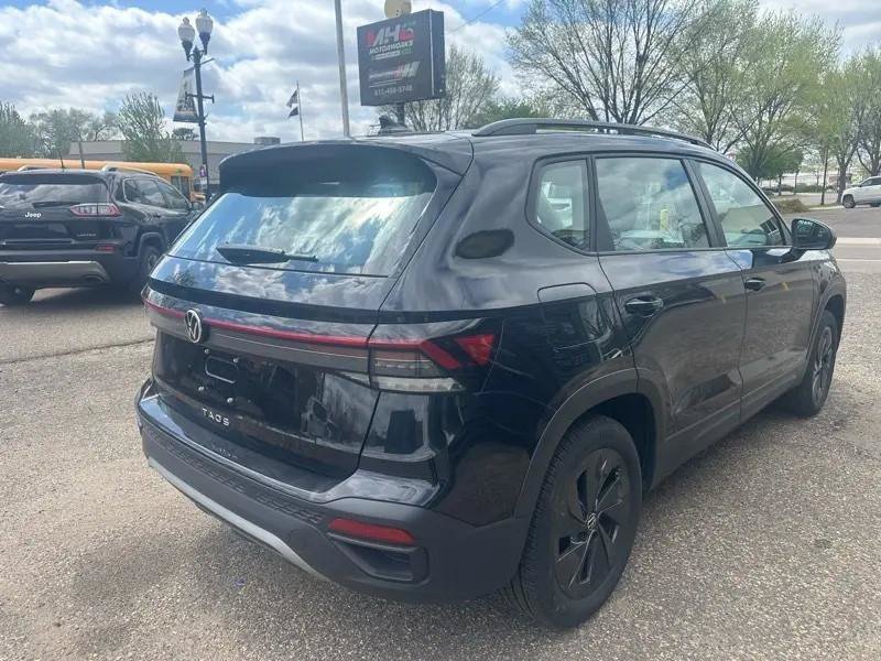 Used 2026 Volkswagen Taos S FWD image 6