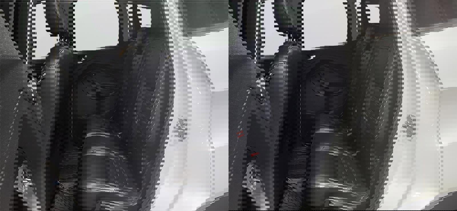 Used 2019 Ford Escape Titanium w/ U9j03 - Titanium Tow Package image 11