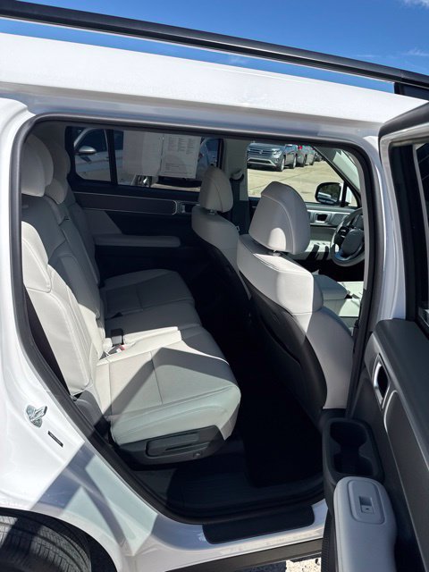 Used 2026 Hyundai Santa Fe SEL FWD image 18