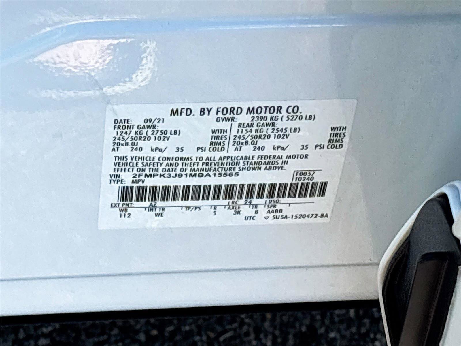 Used 2021 Ford Edge ST-Line w/ Cargo Accessory Package FWD image 33