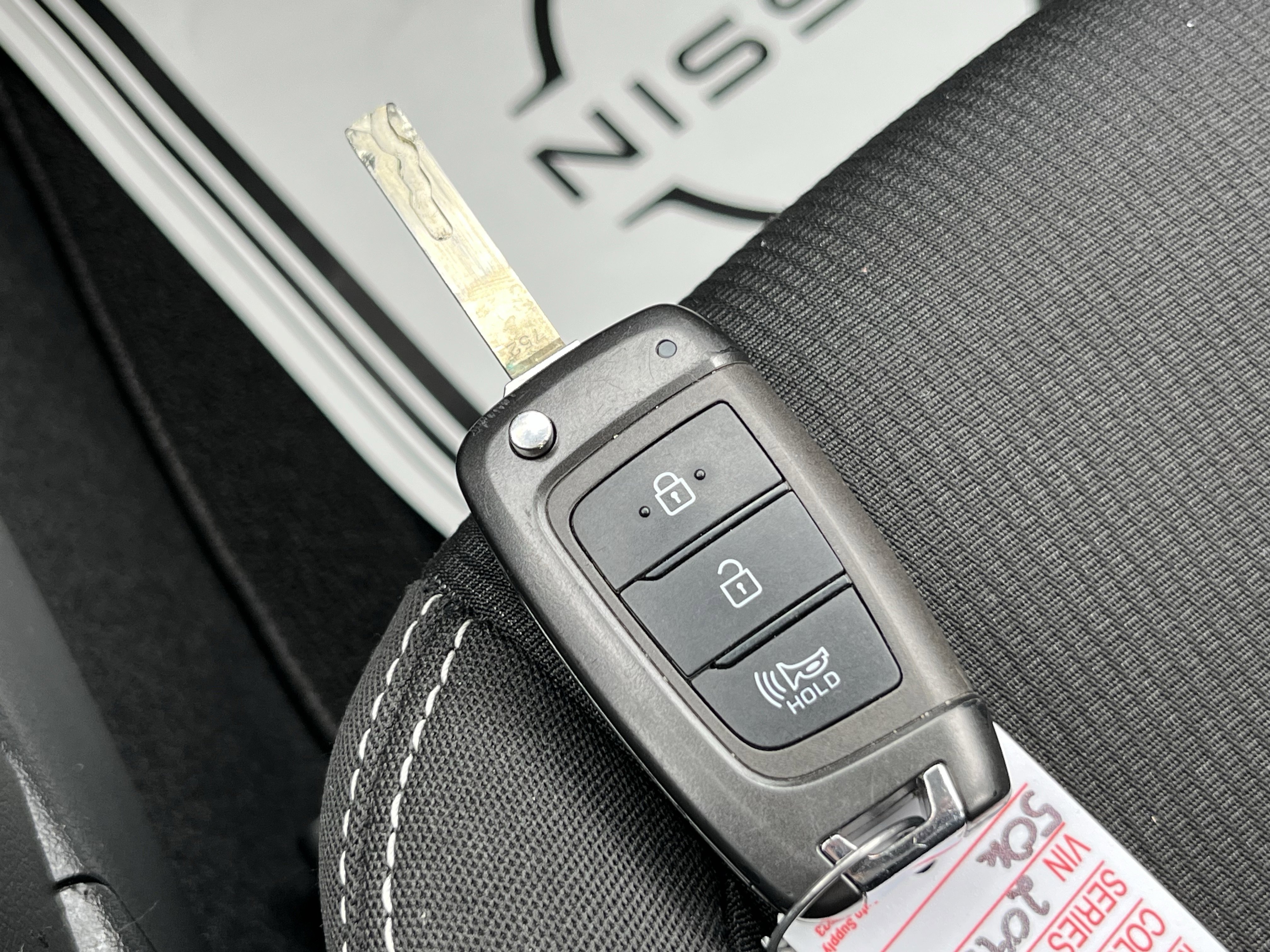 Used 2022 Hyundai Venue SEL image 29