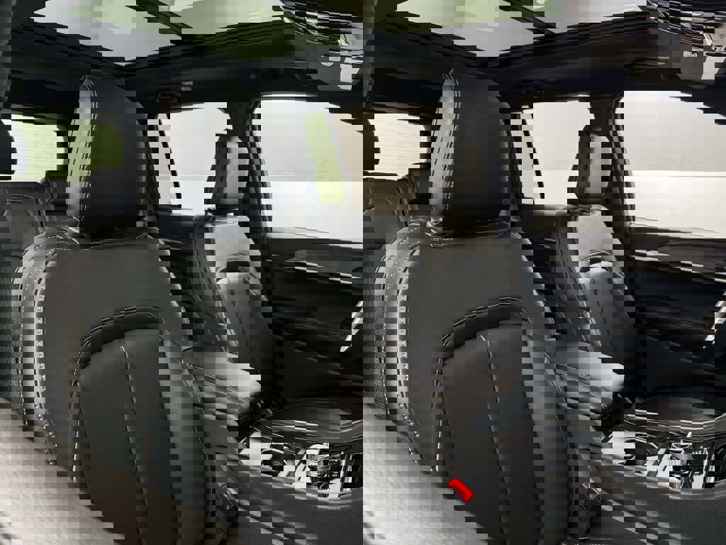 New 2025 Jeep Grand Cherokee Limited w/ Black Appearance Package image 20