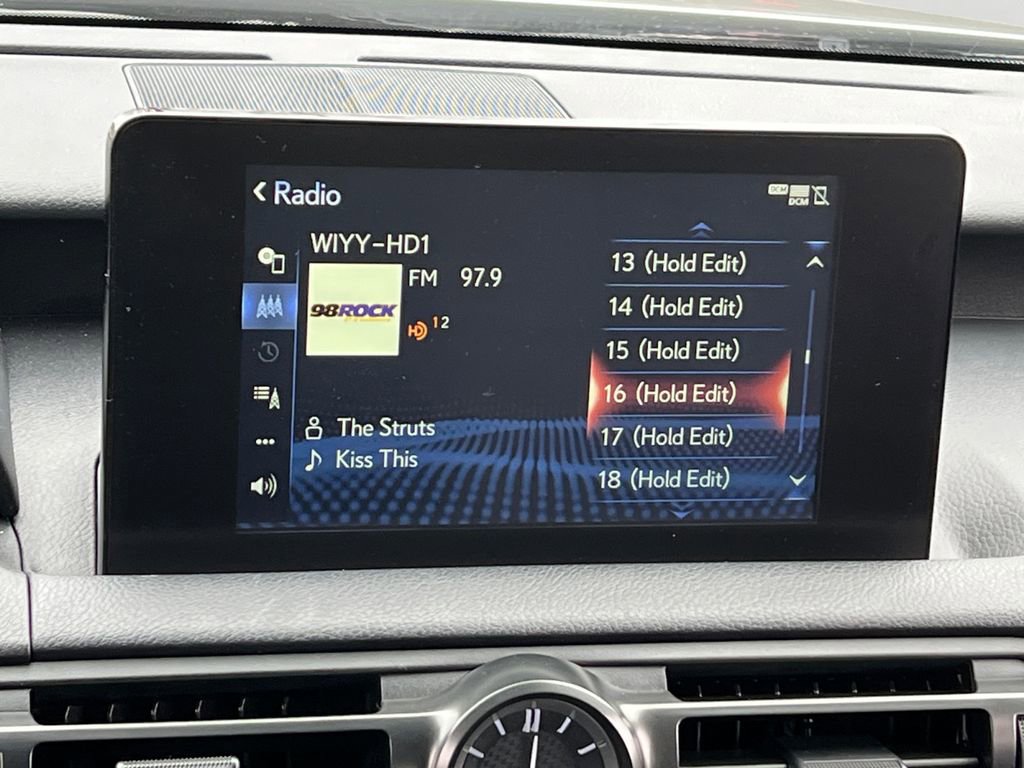 Certified 2023 Lexus IS 350 F Sport image 19