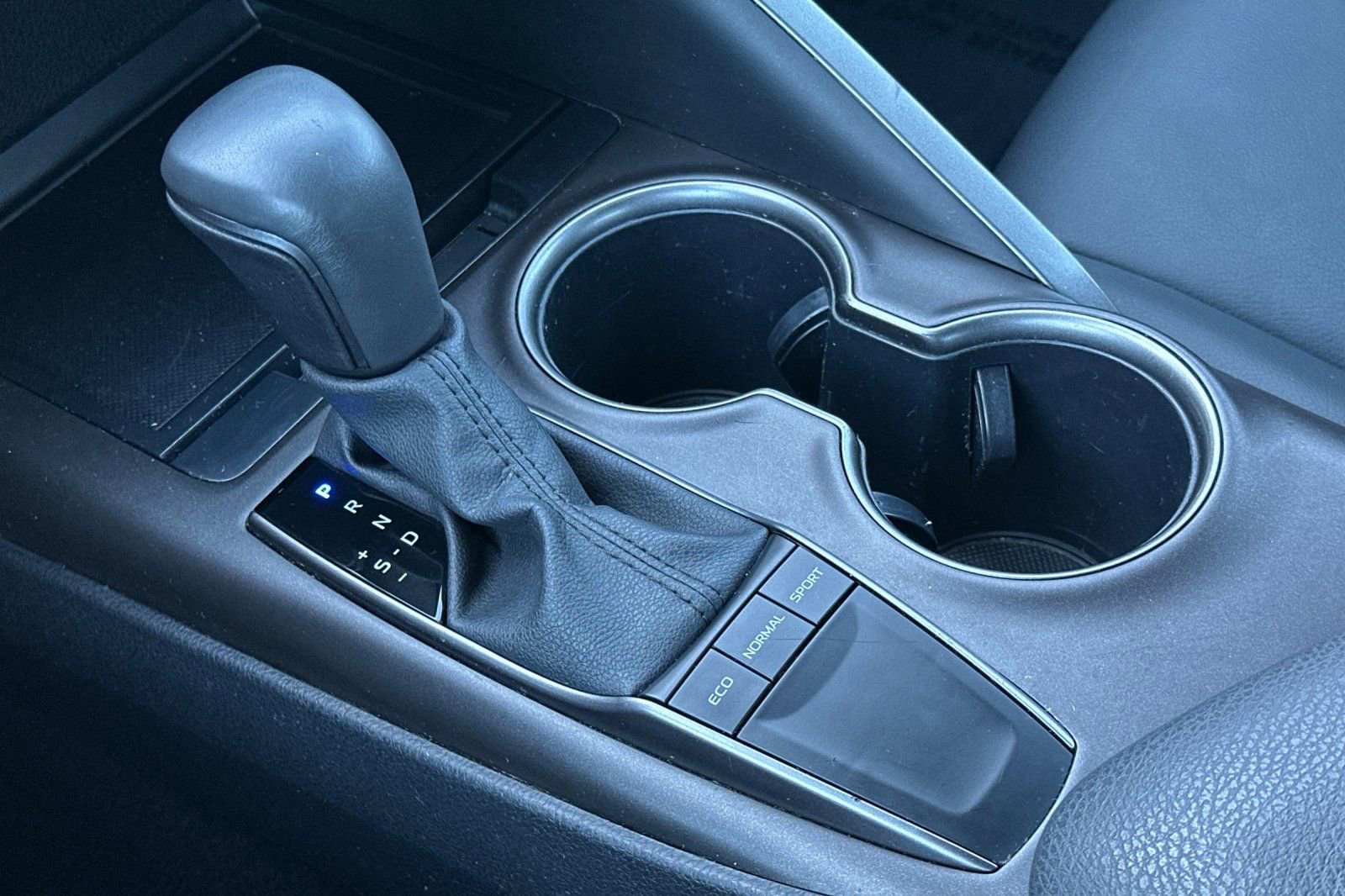 Certified 2024 Toyota Camry SE image 24