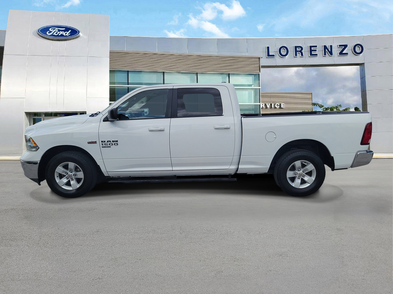Used 2019 RAM 1500 Classic SLT RWD image 8