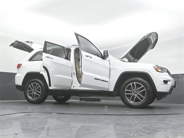 Used 2019 Jeep Grand Cherokee Limited image 49